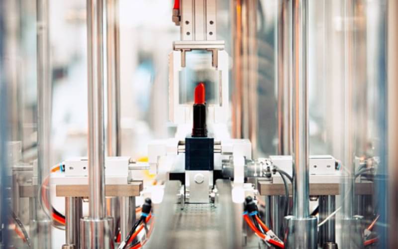 Cosmetics display areas where packaging companies innovate