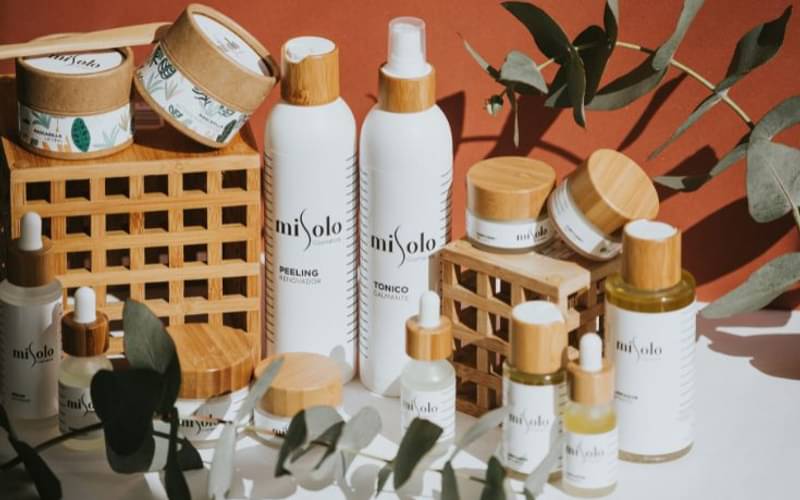 Report says, cosmetic packaging adopts to the shift in consumer behaviour