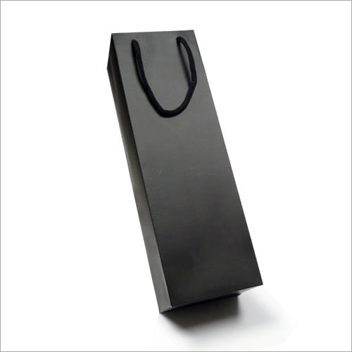 Black wine paper bag with solid base